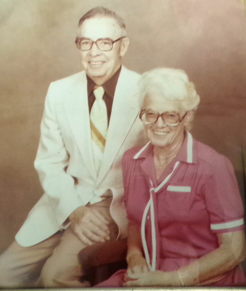 Vernon and Louise Grundman